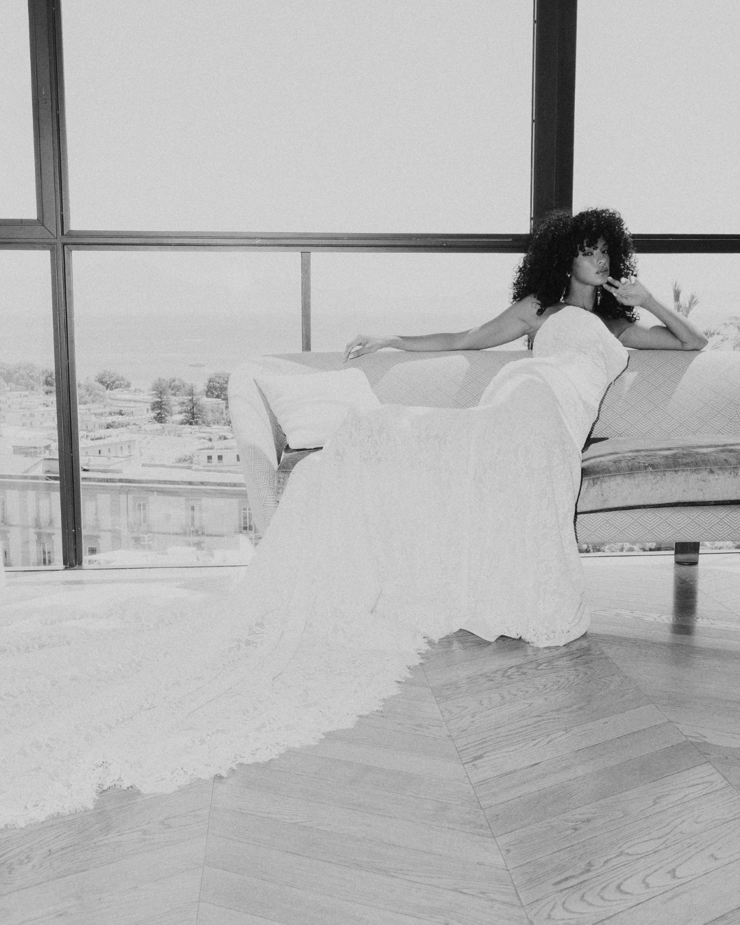 HELENA 2027 BY MAISON SIGNORE