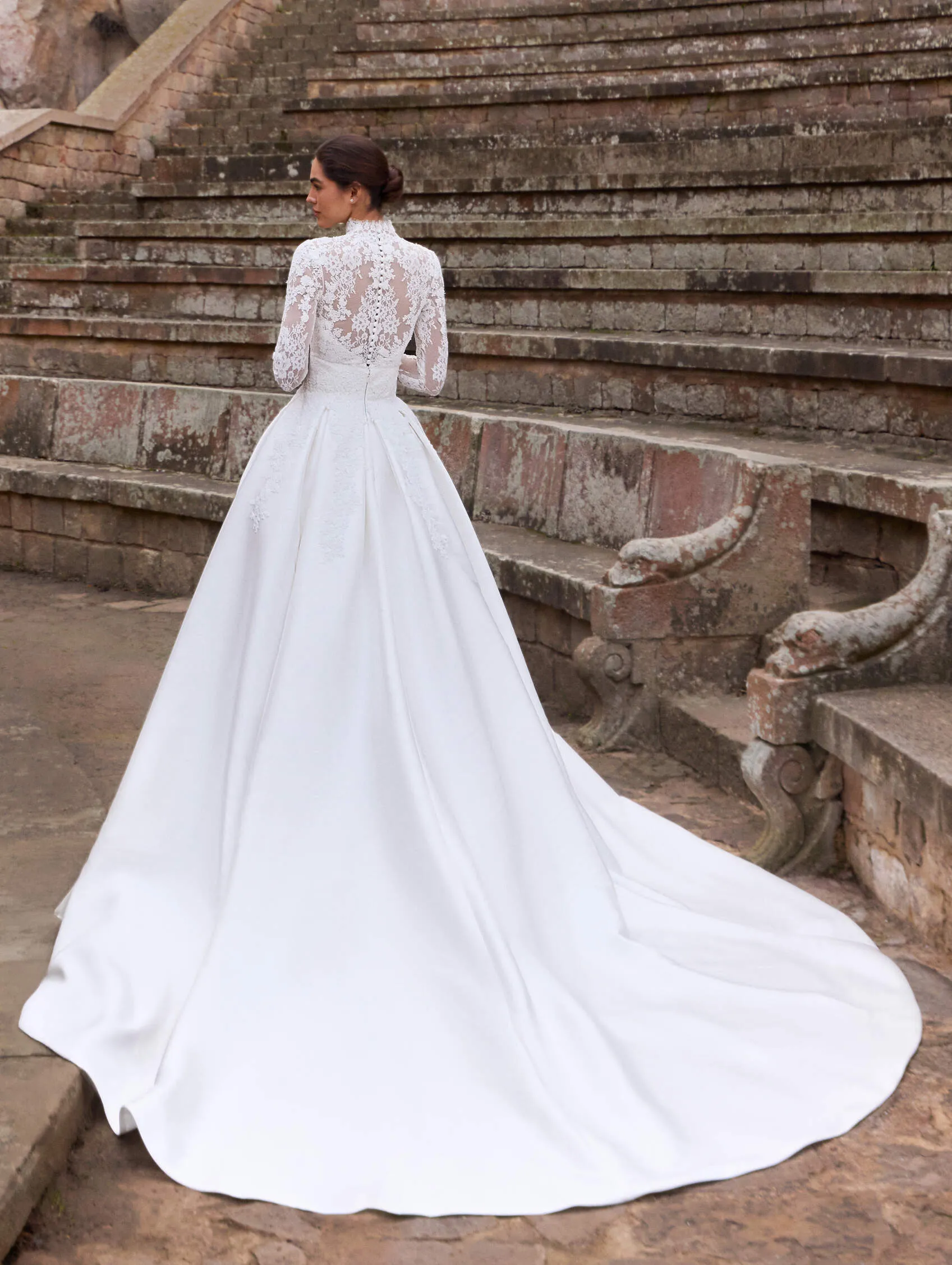 PRONOVIAS 2027