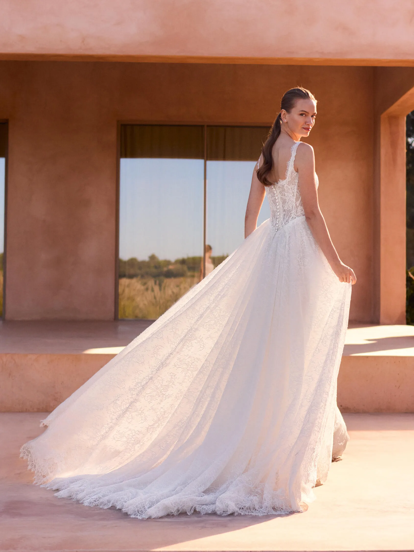 PRONOVIAS 2027