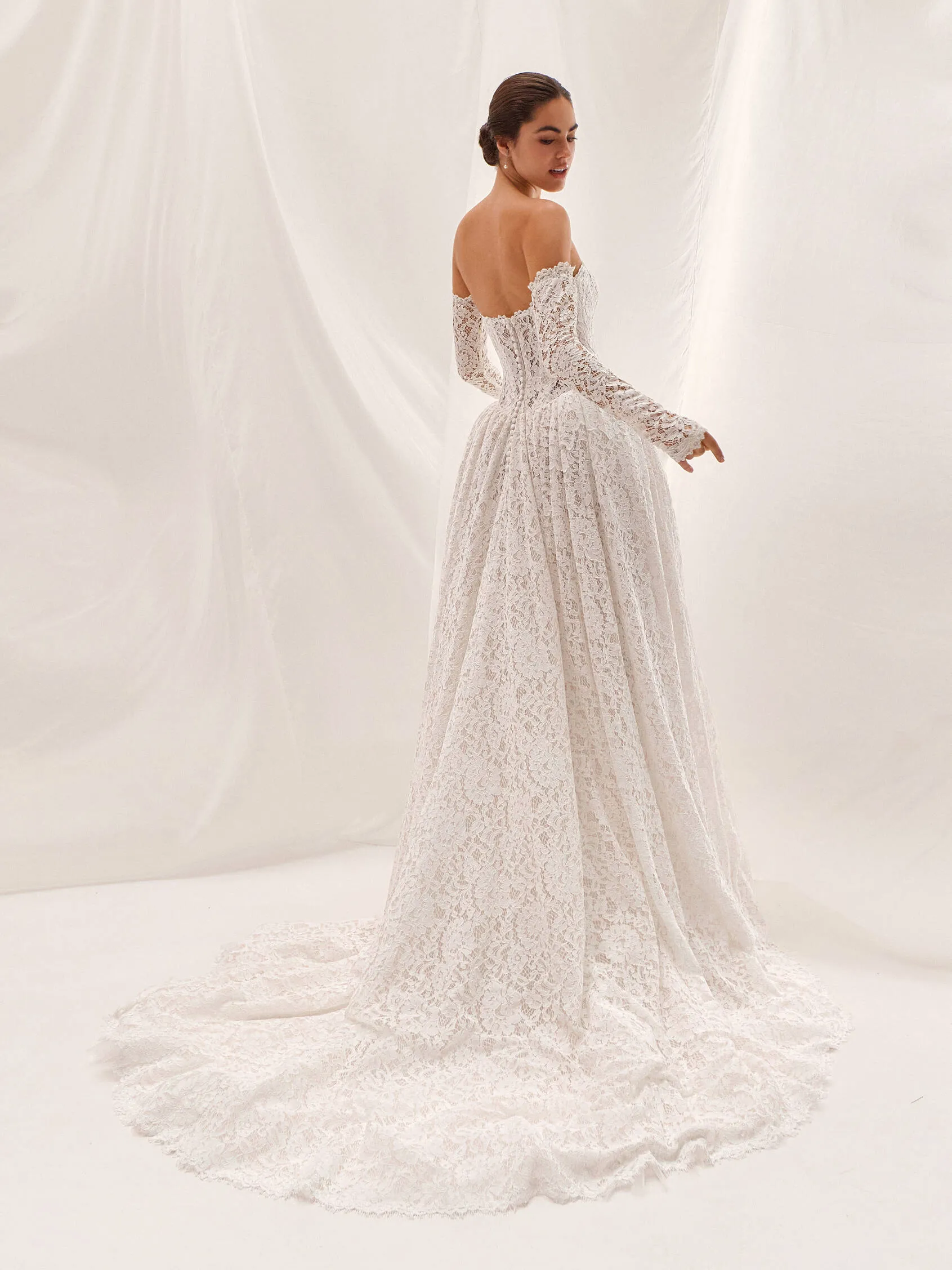 PRONOVIAS 2027