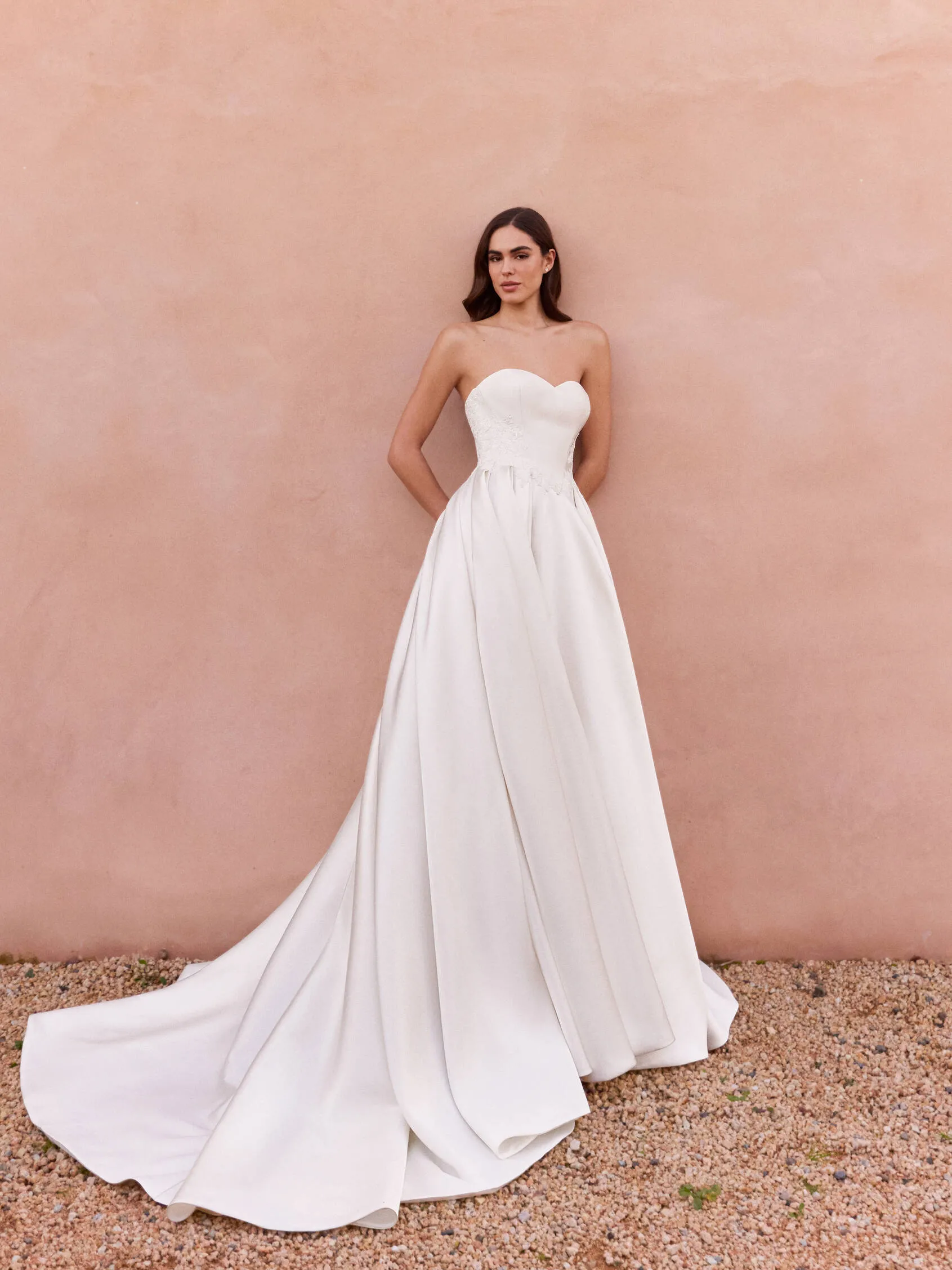 PRONOVIAS 2027