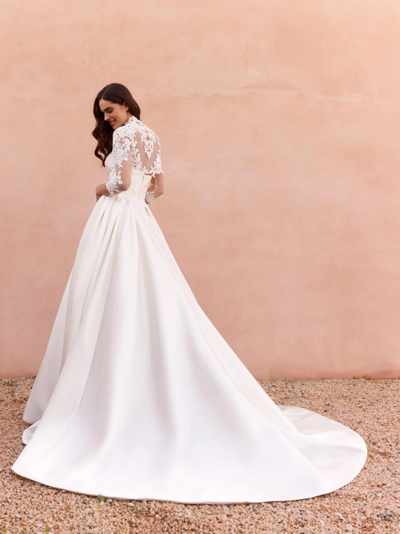 PRONOVIAS 2027